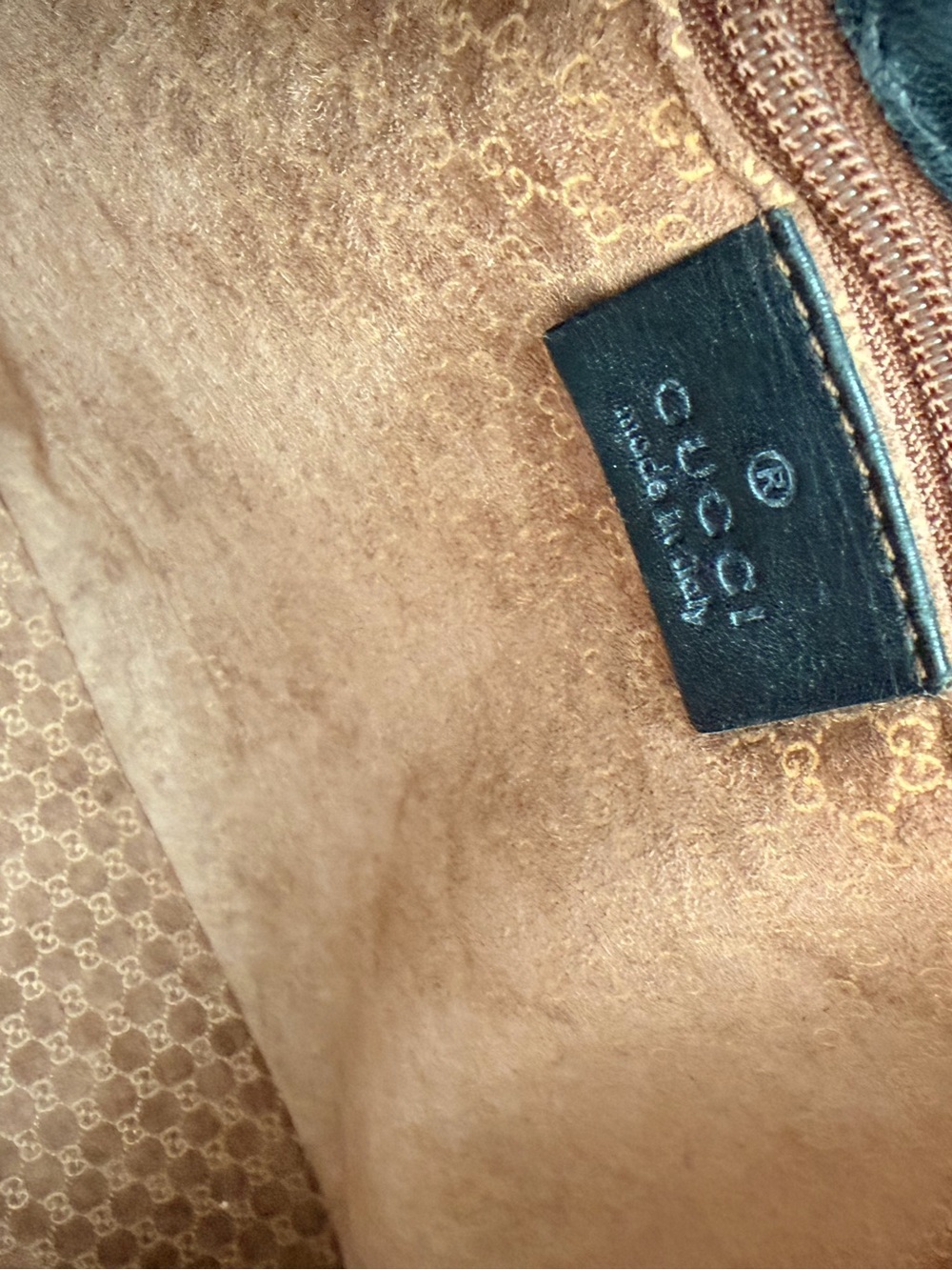 GUCCI Vintage Leather Tote Bag - Picture 9 of 11
